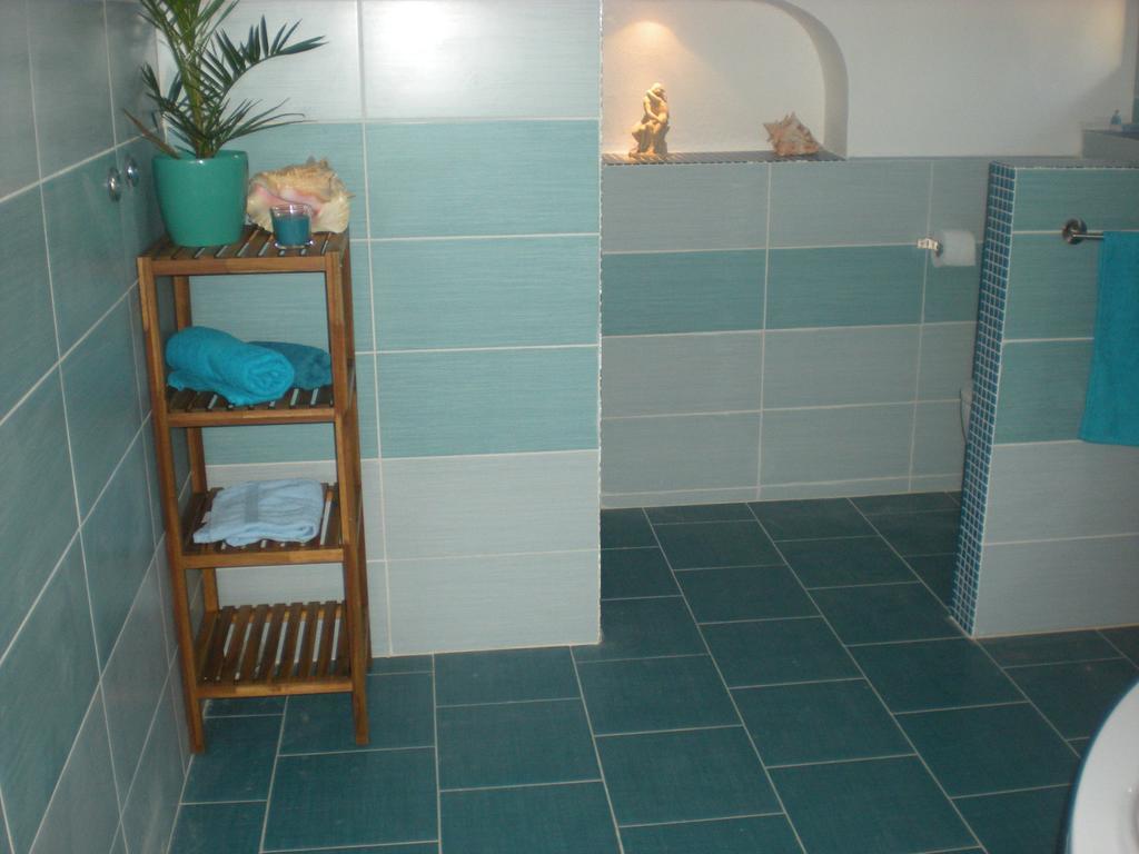 Sophia Cozy Self Catering Apartment Dolni Brezany Exterior photo