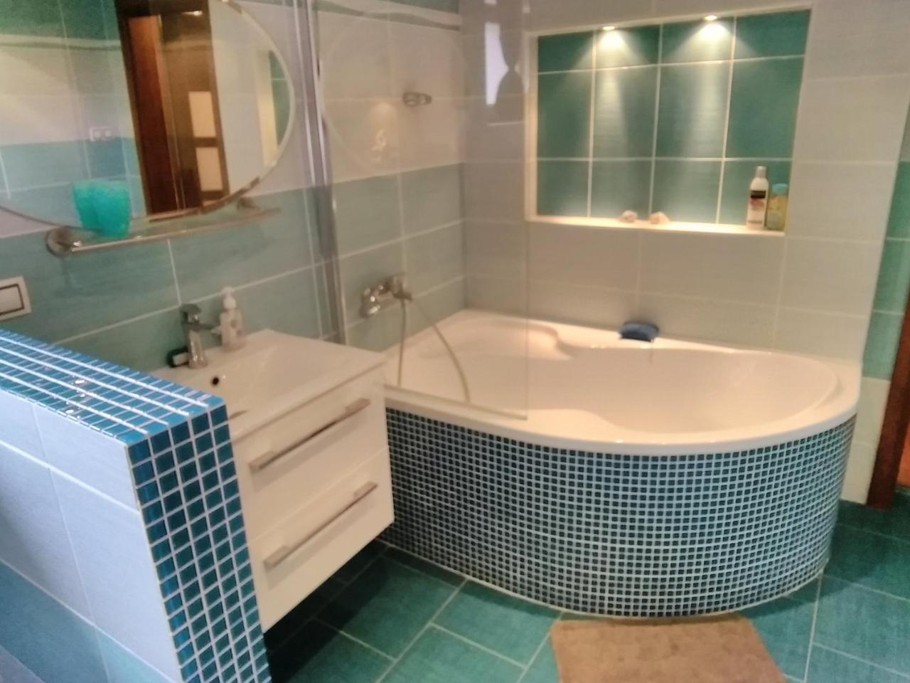 Sophia Cozy Self Catering Apartment Dolni Brezany Exterior photo